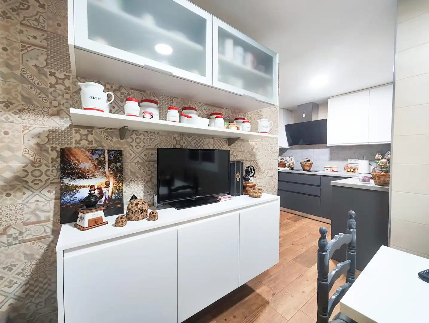 Küche von Wohnung zum Verkauf in Puertollano mit Klimaanlage, Parkett und Möbliert