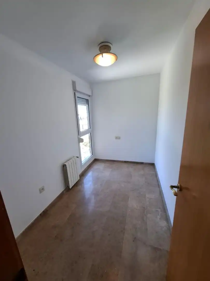 Habitación de Piso de alquiler en Valencia con Aire acondicionado, Calefacción y Trastero