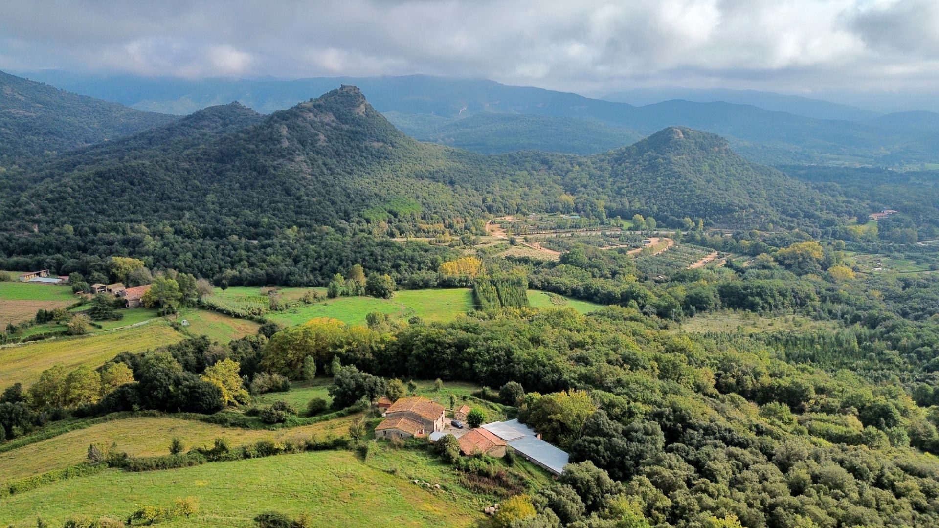 Finca rústica en venda en Sant Feliu de Pallerols amb Jardí privat i Terrassa