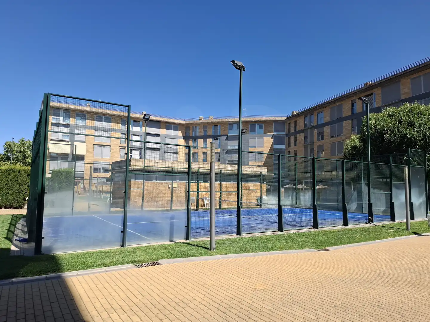 Vista exterior de Pis de lloguer en Talavera de la Reina amb Aire condicionat, Calefacció i Piscina