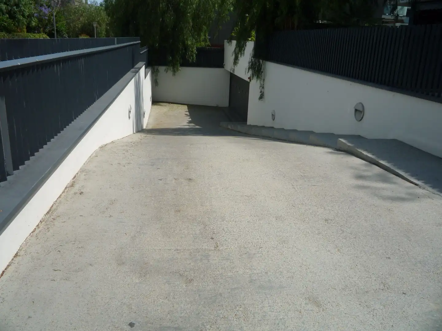 Parking de Piso en venta en Sitges con Aire acondicionado, Terraza y Piscina comunitaria