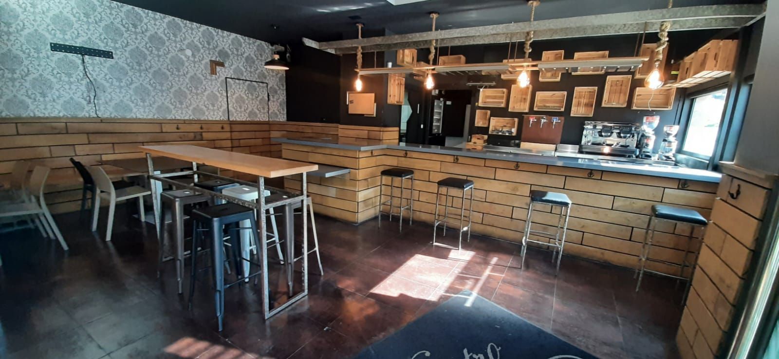 Local de lloguer a Ariznabarra