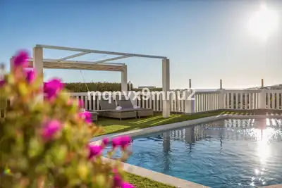 Chalet con piscina en venta en El Faro de Calaburra - Chaparral, imagen 9