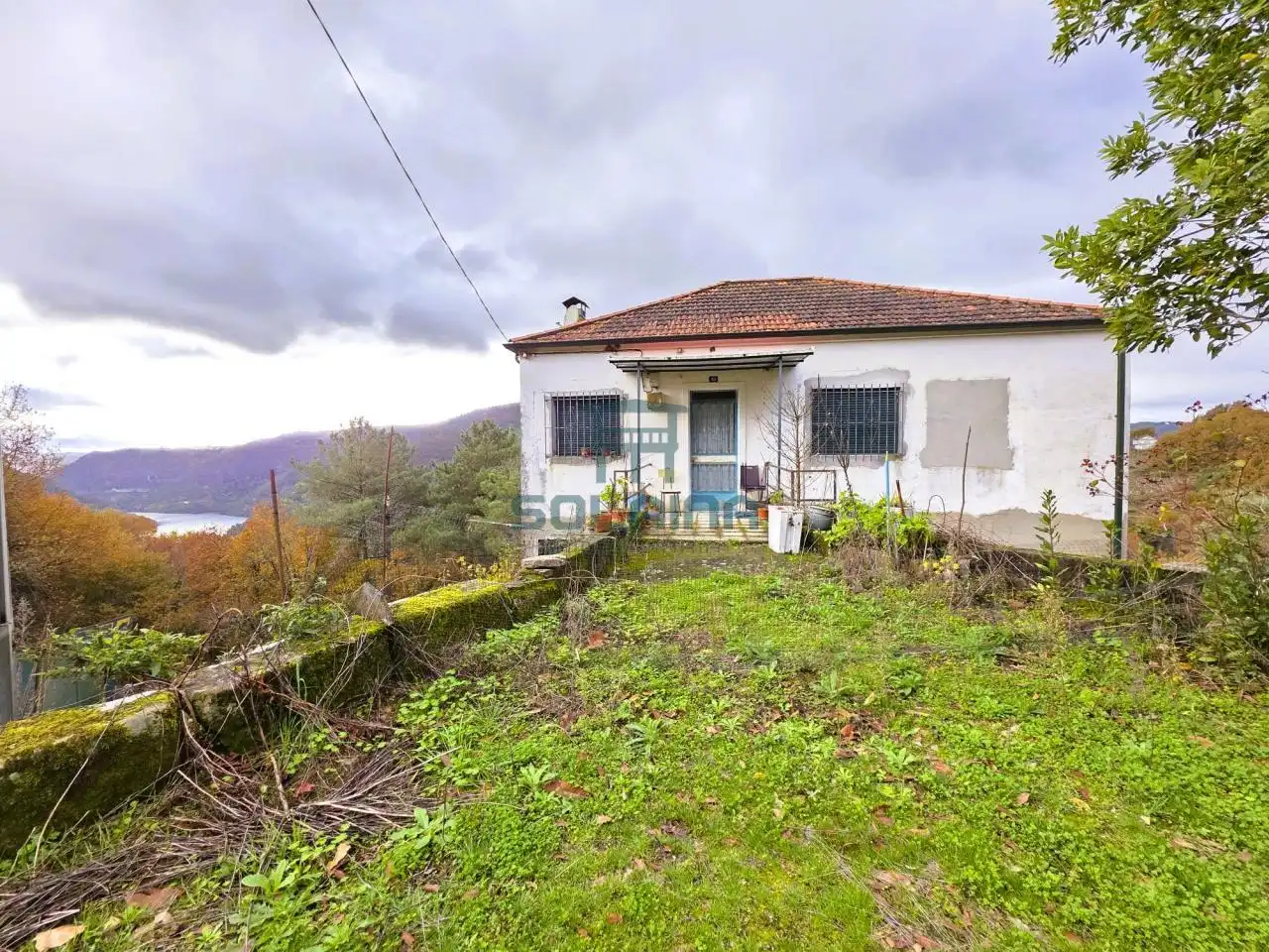 Vista exterior de Casa o xalet en venda en Pantón amb Calefacció i Jardí privat