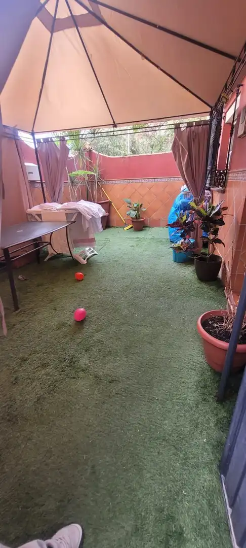 Jardí de Casa o xalet en venda en Algeciras amb Jardí privat, Terrassa i Traster