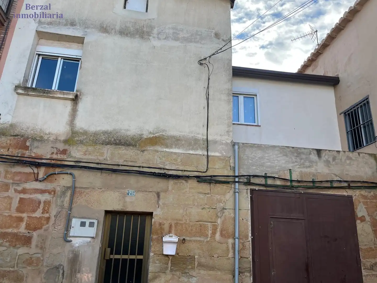 Vista exterior de Casa o chalet en venta en Fuenmayor con Terraza y Trastero