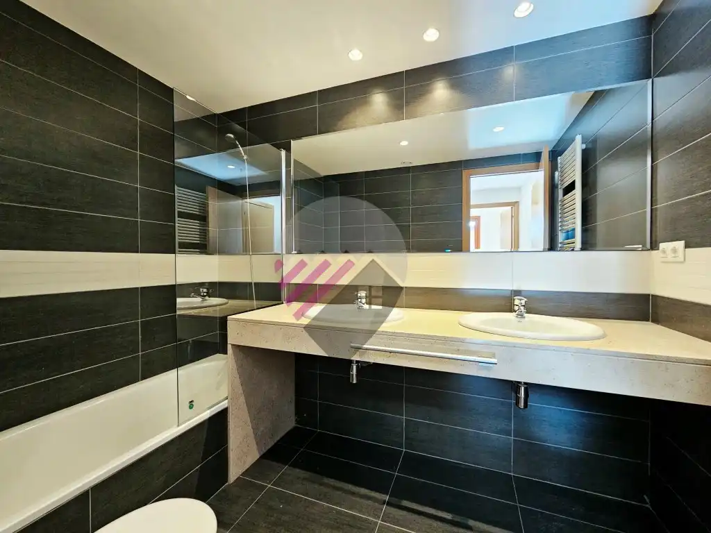 2-bedroom flat for sale in El Tarter, Canillo · 15 of 36