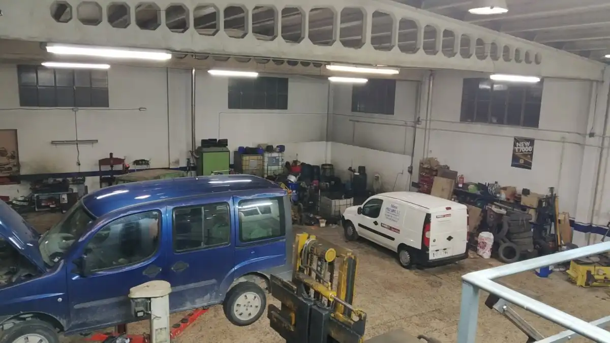 Nave industrial en venta en Calle CAMINO CEMENTERIO, 7, Cuéllar