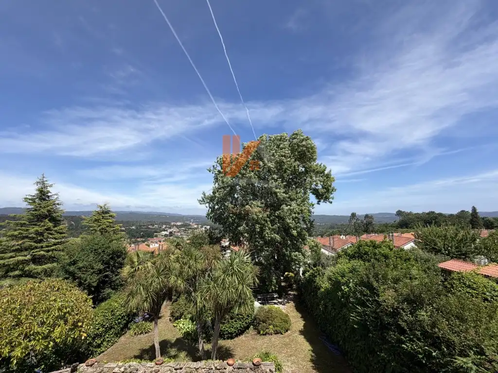 Jardín de Casa adosada en venta en Brión con Jardín privado, Trastero y Horno