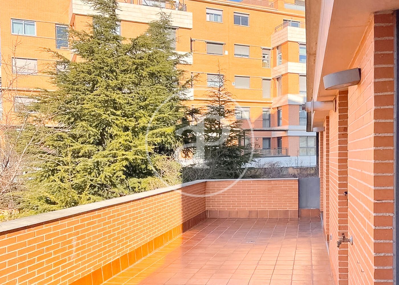 Terrace of Flat for sale in  Madrid Capital  with Air Conditioner, Heating and Private garden