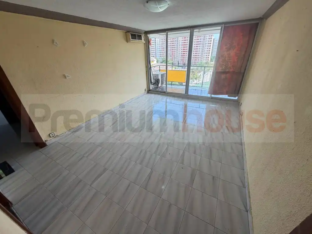 Piso en venta en L'Hospitalet de Llobregat