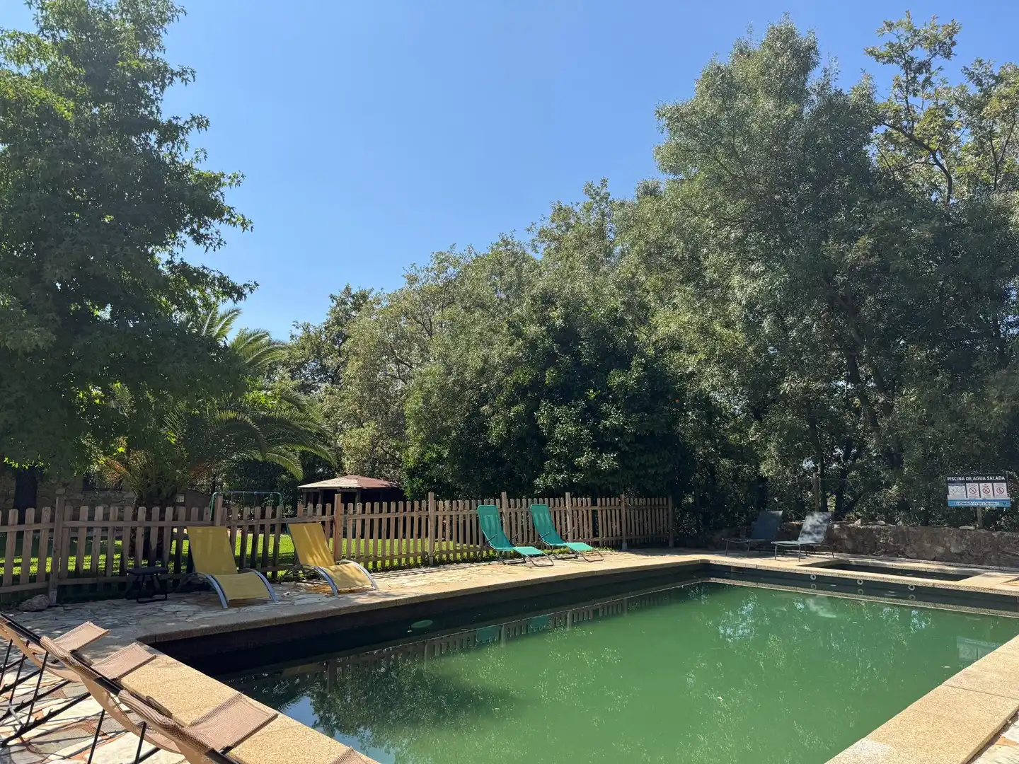 Piscina de Casa o xalet en venda en Candeleda amb Aire condicionat, Calefacció i Jardí privat