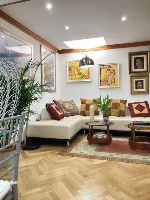 Sala d'estar de Casa o xalet en venda en Roquetas de Mar amb Aire condicionat, Calefacció i Jardí privat