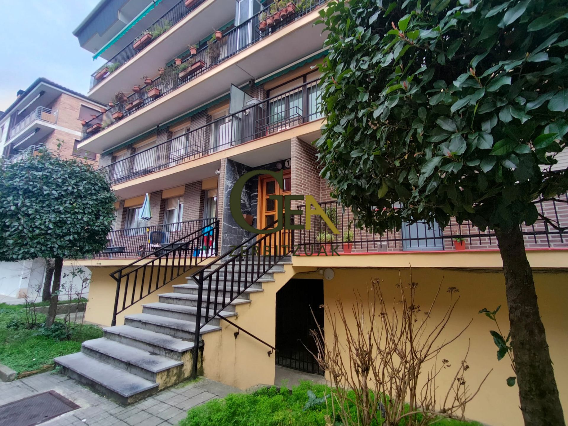 Vista exterior de Traster en venda en Villabona