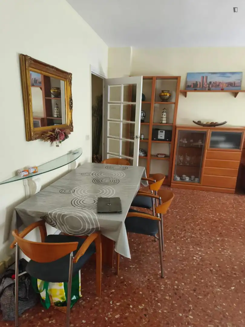 Comedor de Apartamento de alquiler en Terrassa con Aire acondicionado, Calefacción y Amueblado