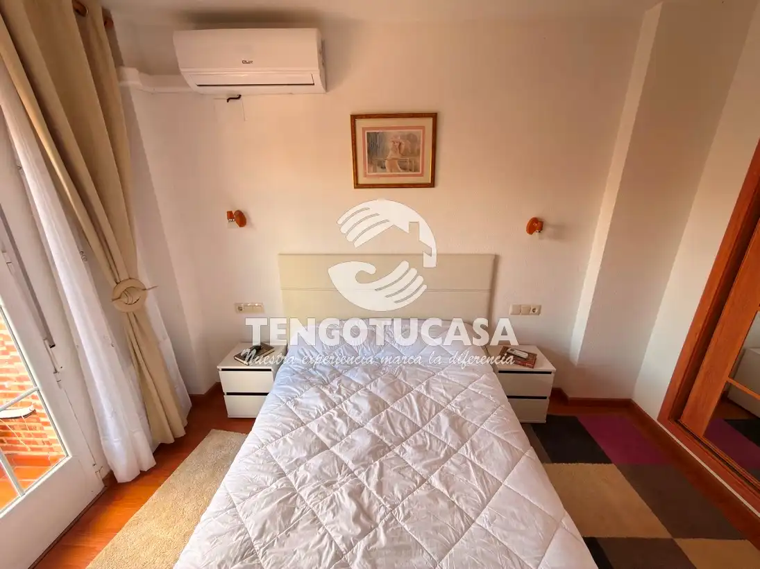 Habitación de Casa o chalet en venta en Bargas con Aire acondicionado, Calefacción y Jardín privado