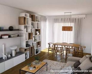 Sala d'estar de Apartament en venda en Estepona amb Aire condicionat, Terrassa i Balcó