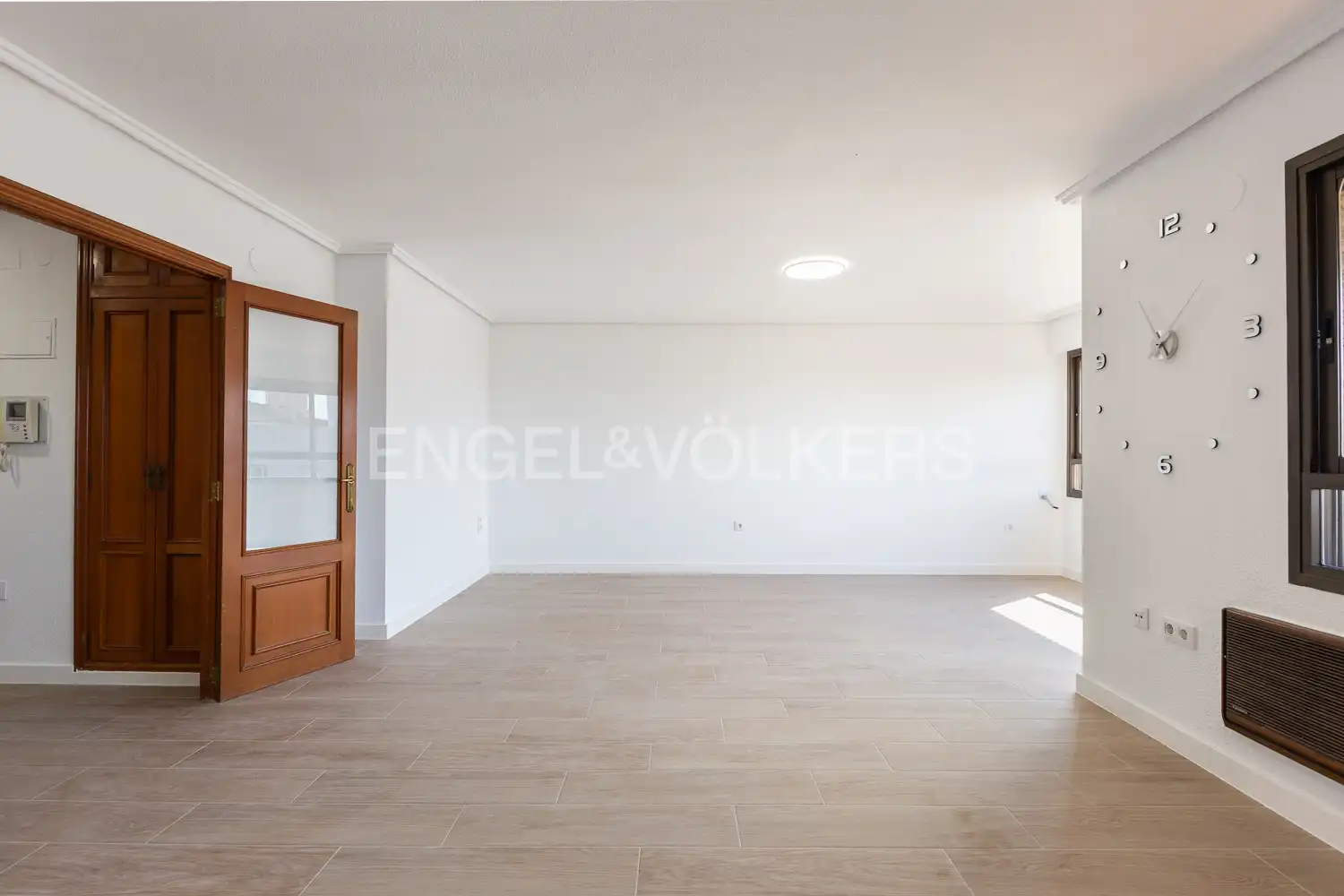 Wohnzimmer von Wohnung zur Miete in Valencia mit Klimaanlage, Heizung und Terrasse