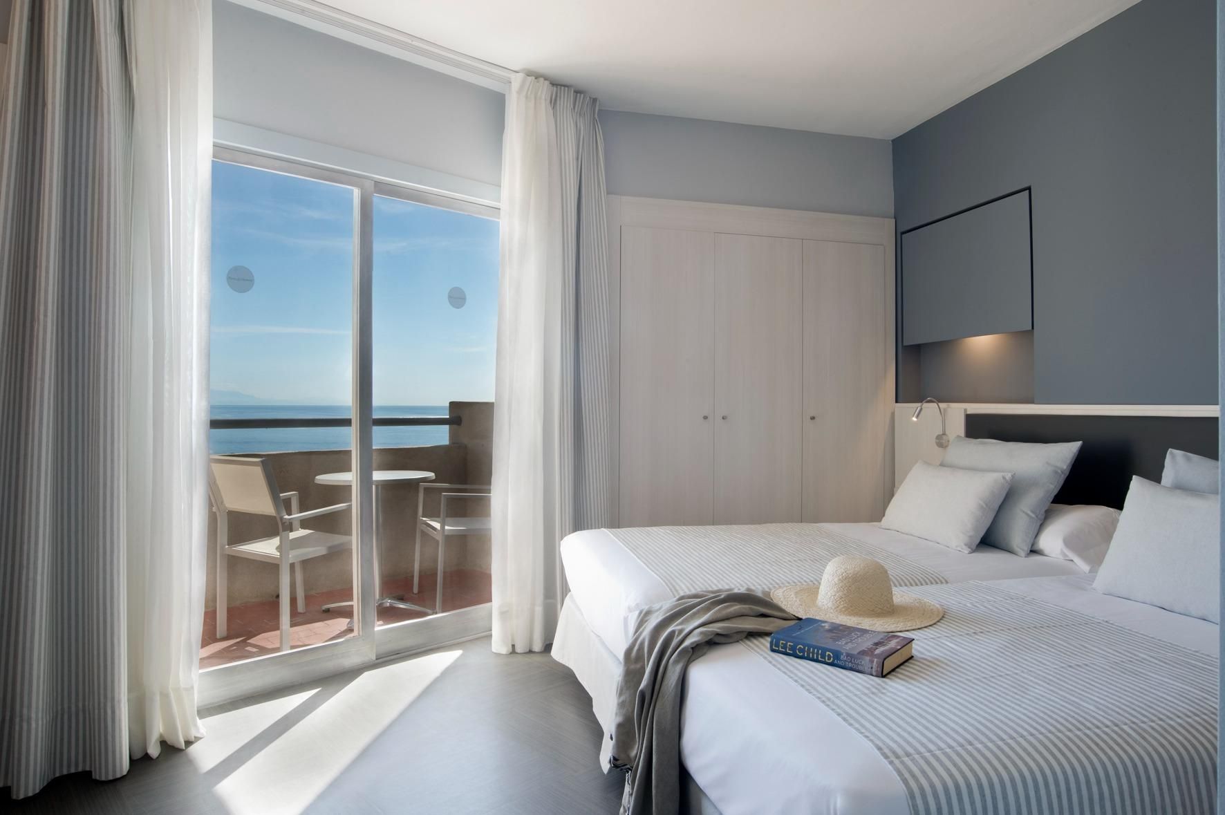 Bedroom of Study for sale in Fuengirola  with Air Conditioner, Heating and Terrace