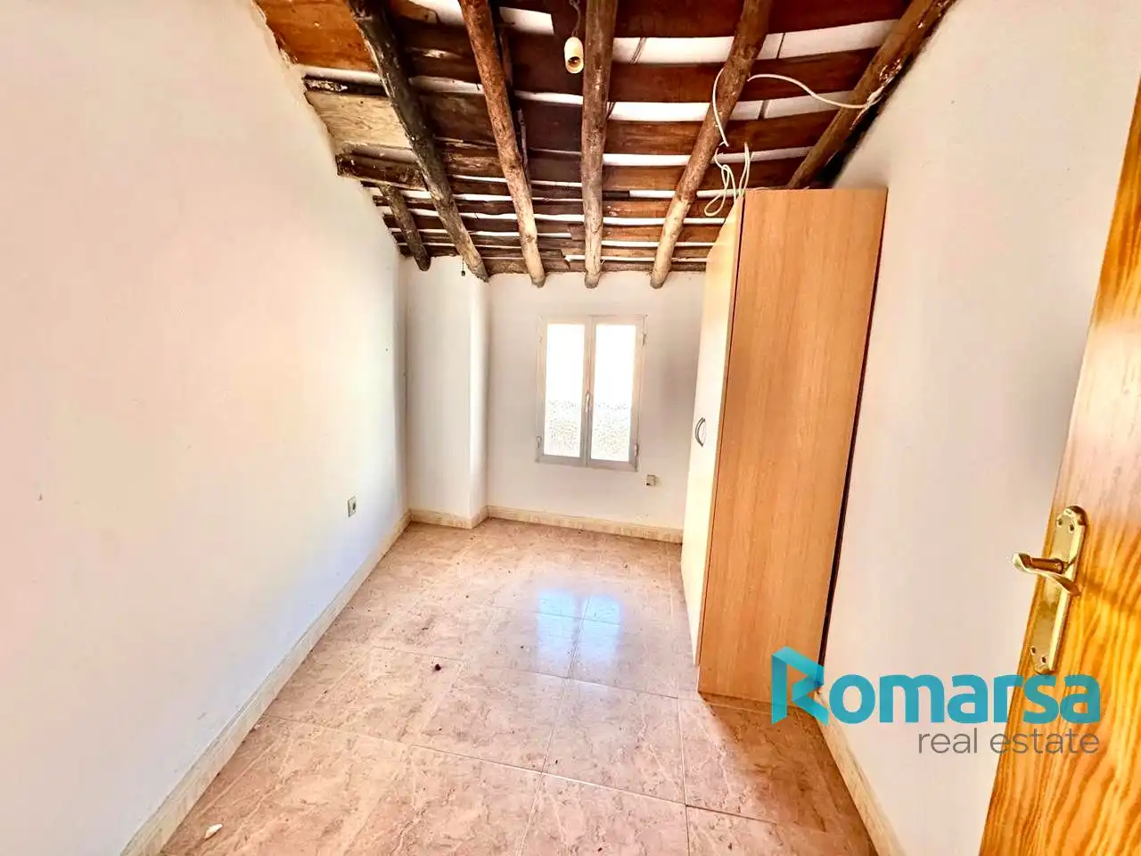 Dormitori de Finca rústica en venda en Pedro Bernardo amb Aire condicionat