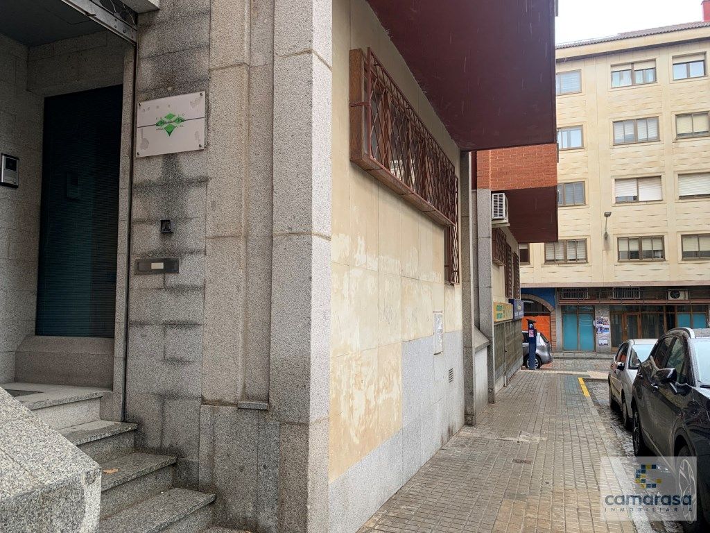 Exterior view of Office for rent in Ávila Capital