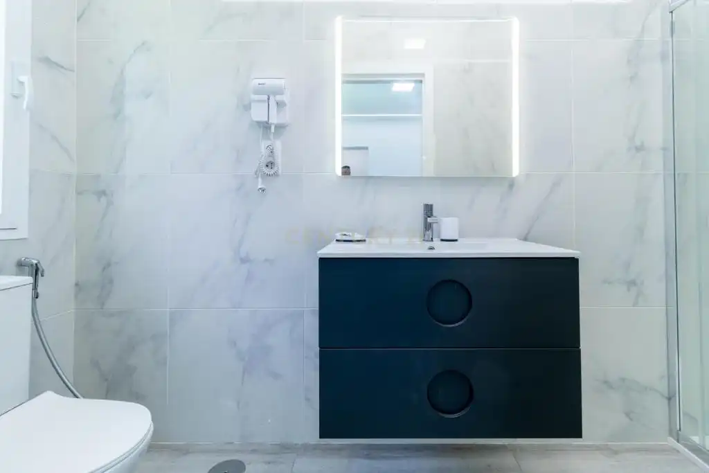 Bathroom of Buildings for sale in Fuengirola