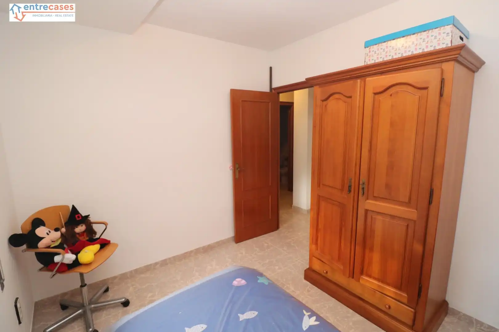 Habitación de Planta baja en venta en Gilet con Amueblado y Balcón