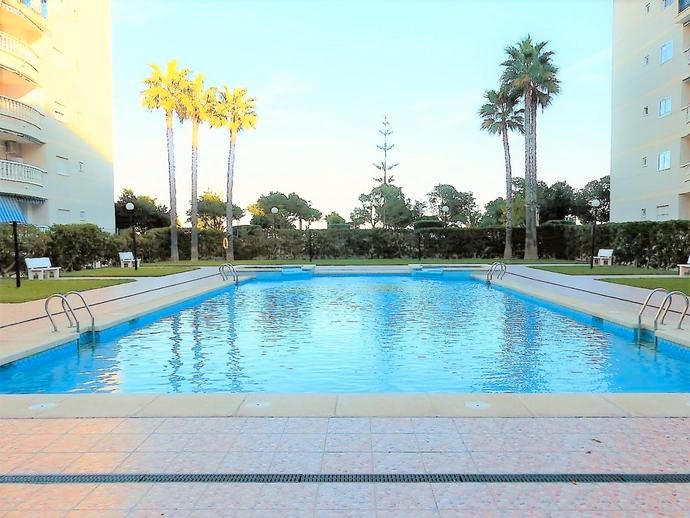 Piscina de Planta baixa en venda en Elche / Elx amb Terrassa i Piscina comunitària