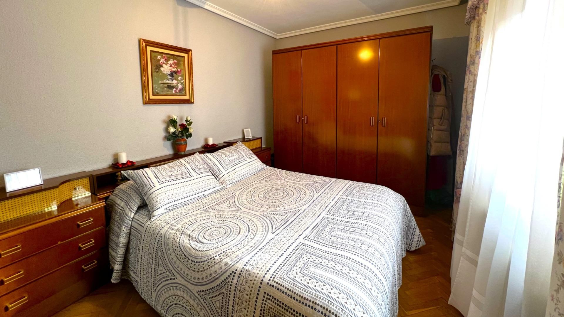 Dormitori de Pis en venda en  Madrid Capital amb Aire condicionat, Calefacció i Parquet