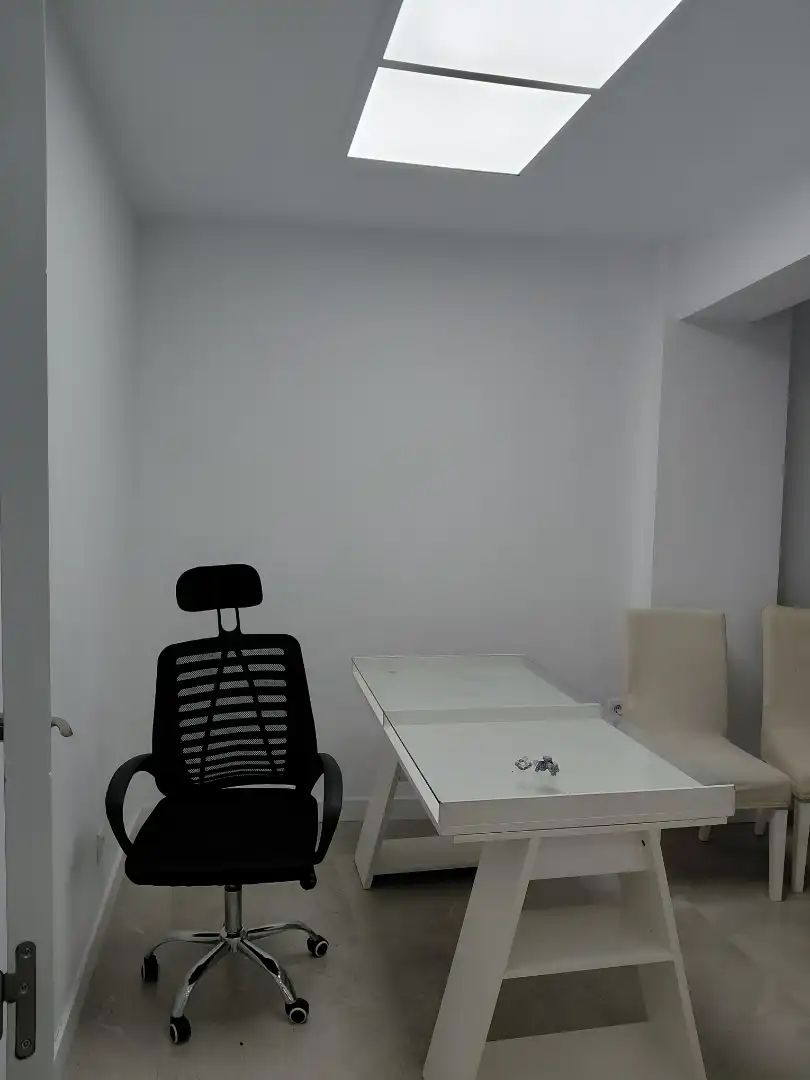 Büro zur Miete in Garrido