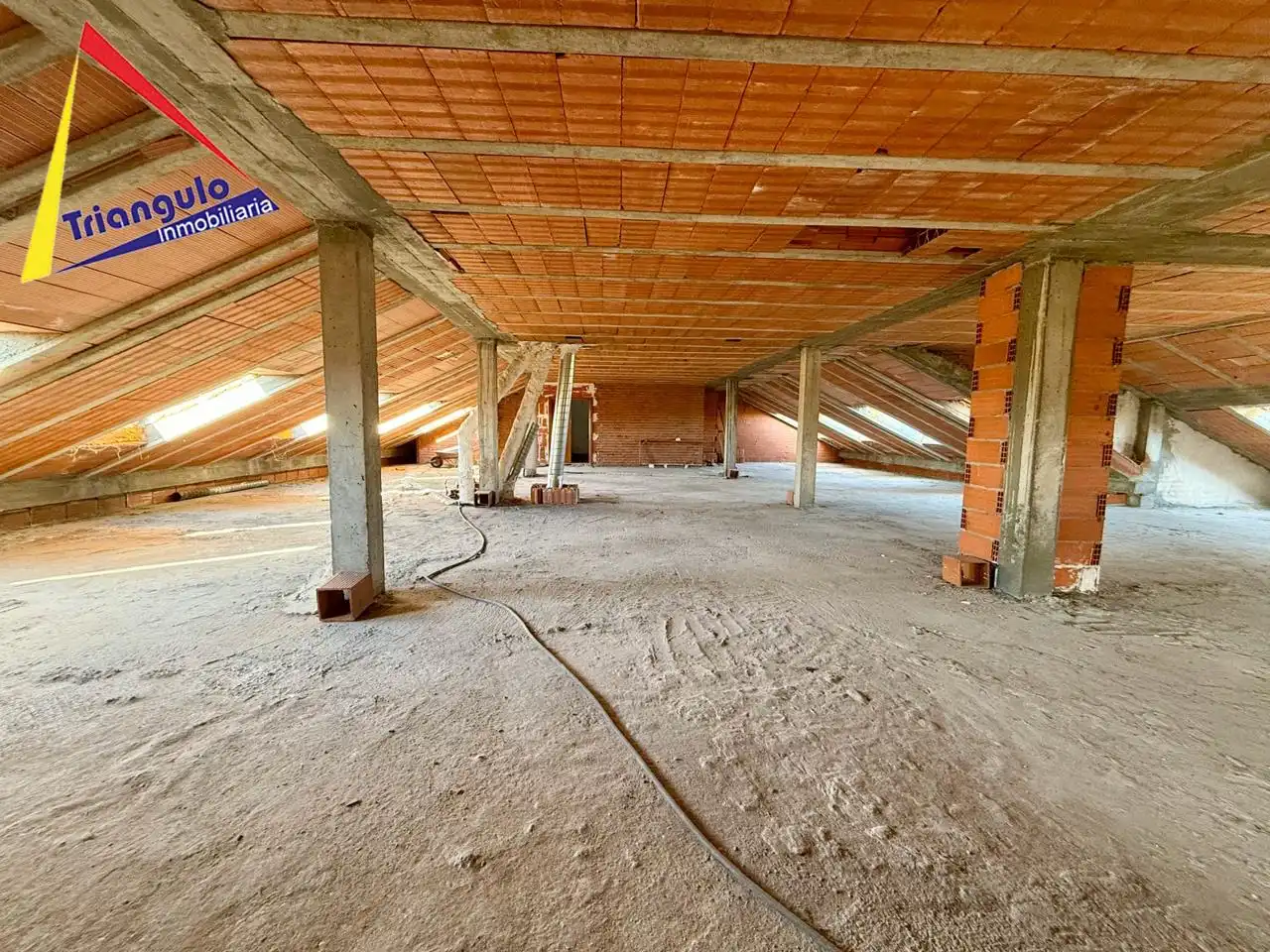 Casa o xalet en venda en Trescasas amb Aire condicionat, Terrassa i Moblat