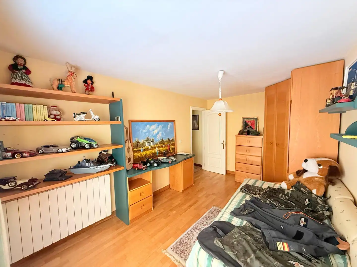 Habitación de Casa o chalet en venta en Boadilla del Monte con Aire acondicionado, Calefacción y Piscina