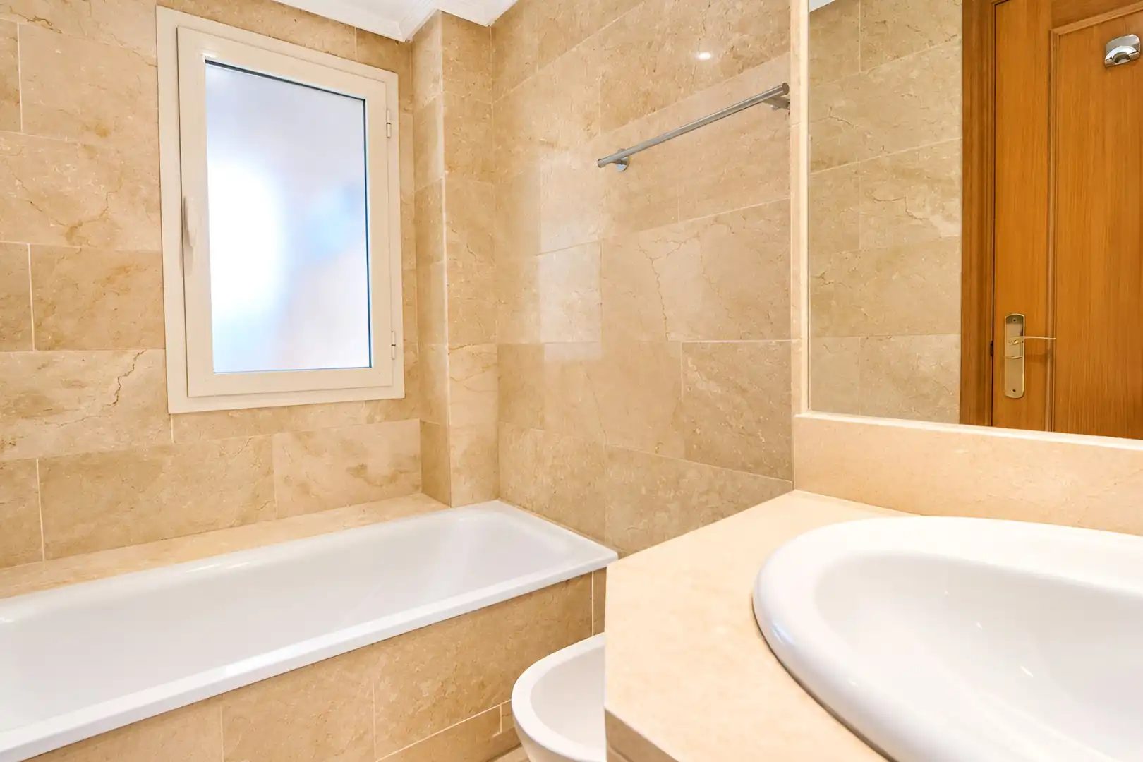 Apartment with terrace for sale in Elviria - Cabopino, imagen 17