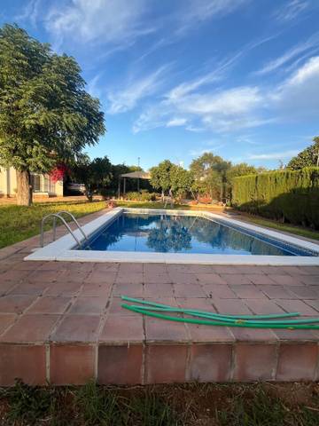 Terreno en Venta en Coria del Río