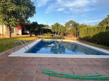 Terreno rústico en venta en Coria del Río