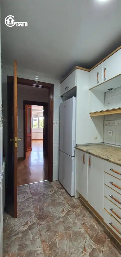 Cocina de Piso en venta en Madrid con Calefacción y Parquet