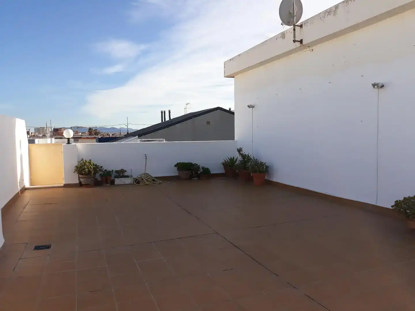 Terrasse von Wohnung zum Verkauf in Daimús mit Klimaanlage, Schwimmbad und Balkon