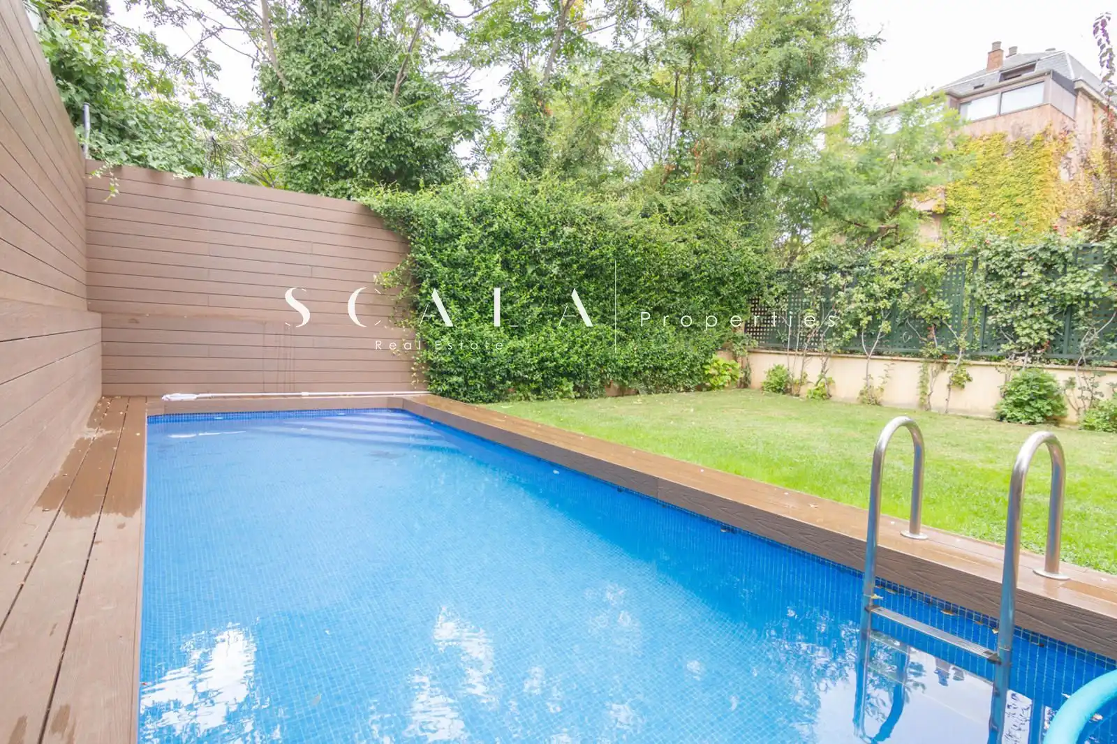 Houses for rent in SAXIFRAGA, Castilla