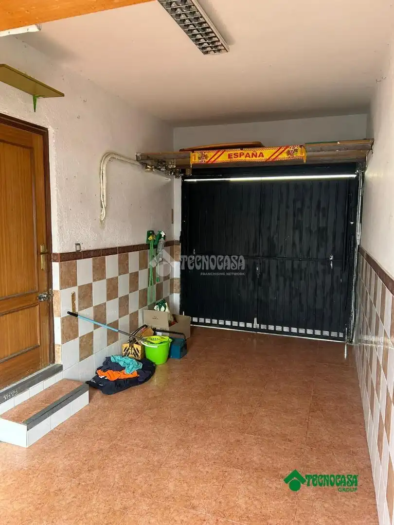 Casa adosada en venta en Alcabón