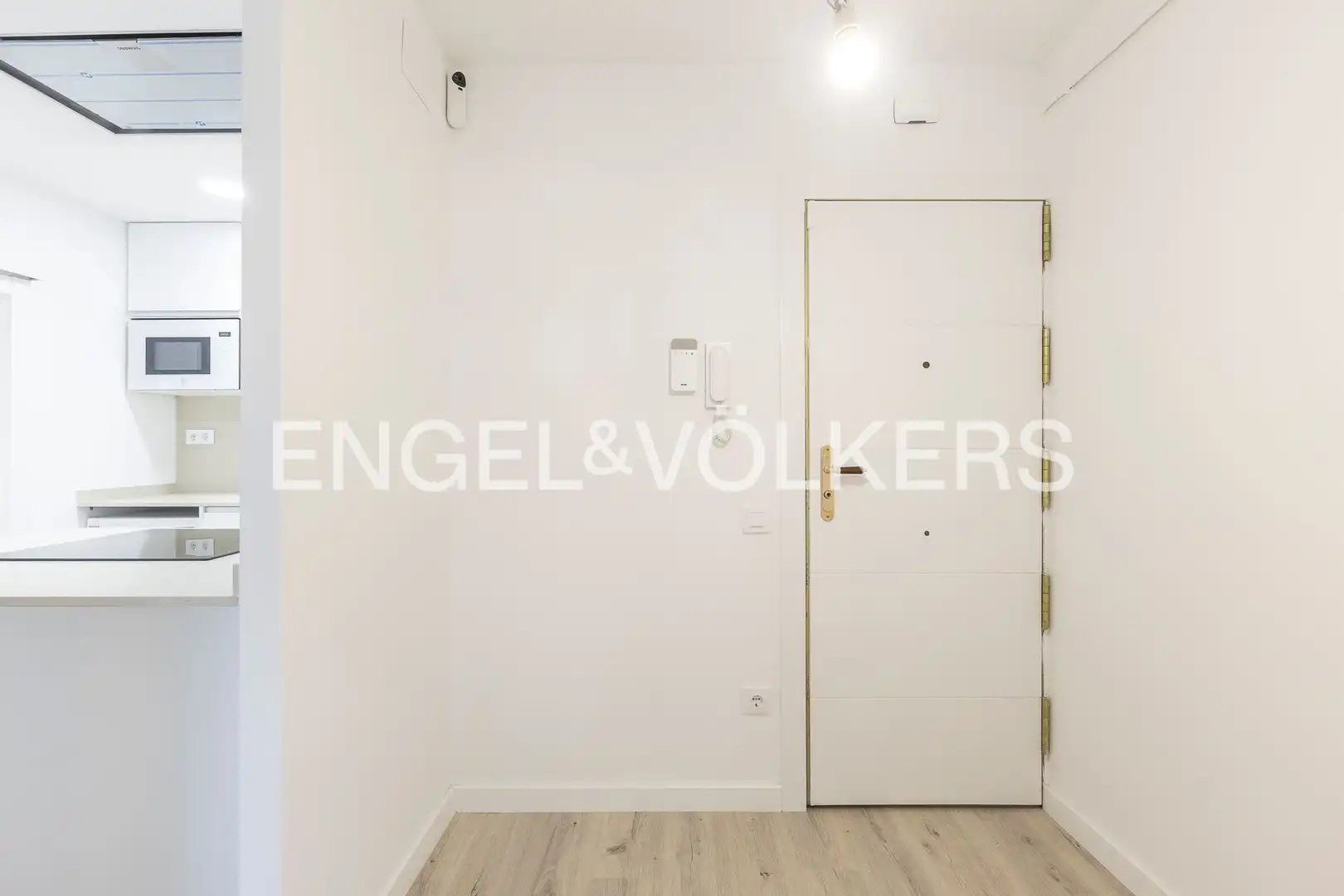 Piso en venta en Barcelona con Aire acondicionado, Calefacción y Balcón