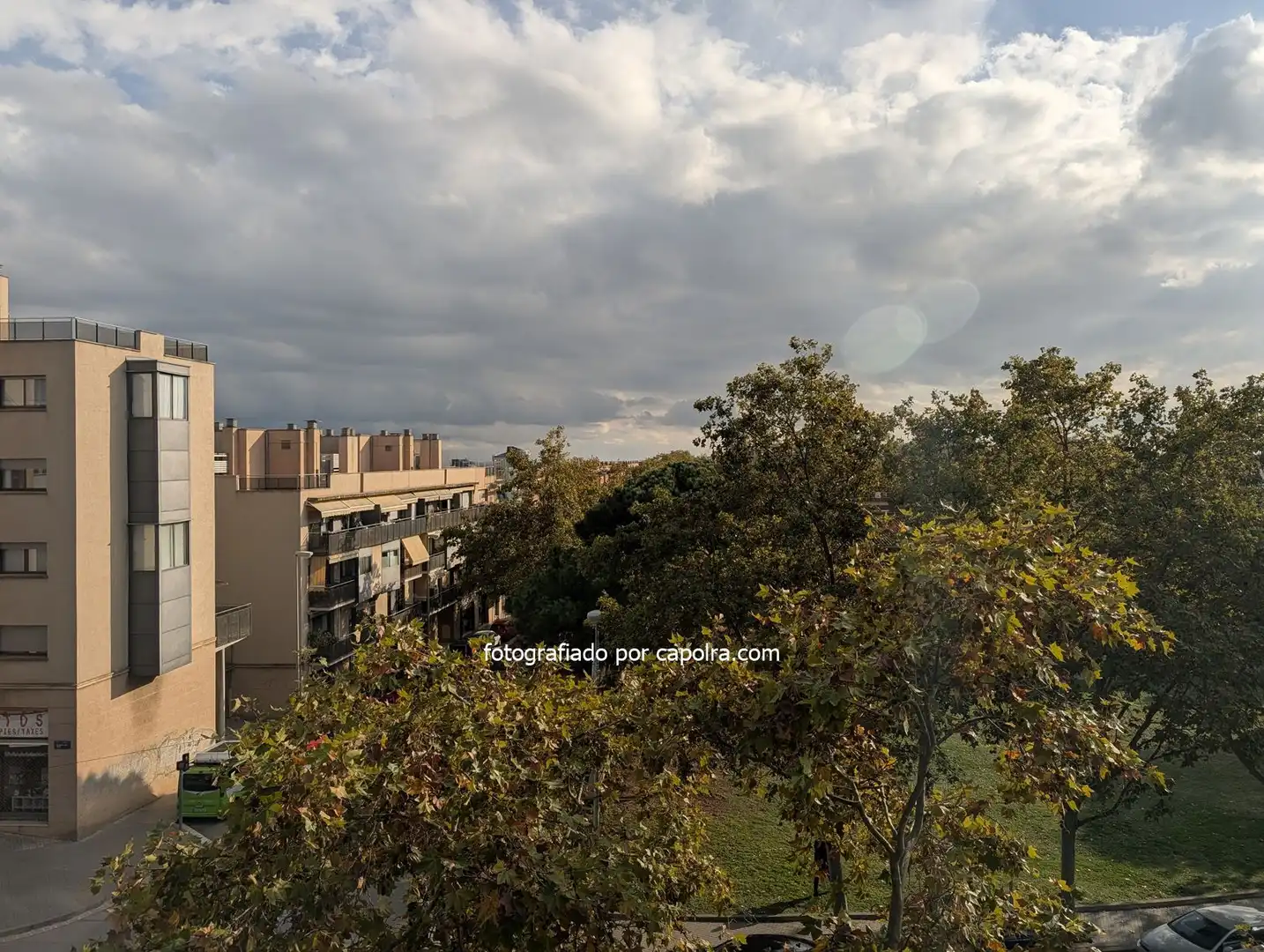Vista exterior de Oficina en venda en Badalona amb Aire condicionat i Calefacció