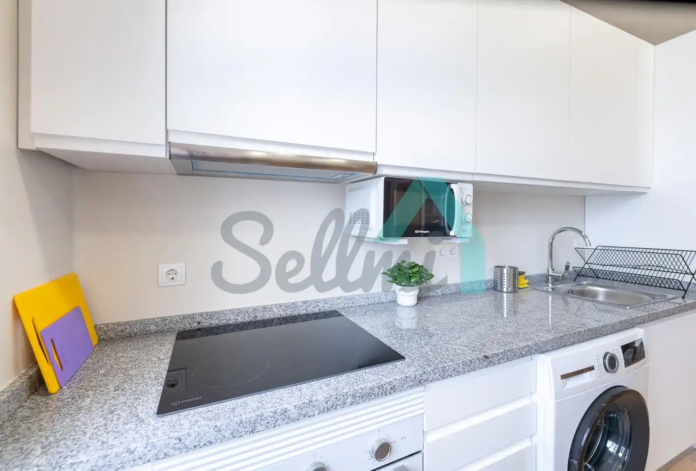 Cocina de Piso de alquiler en Oviedo  con Calefacción, Terraza y Amueblado