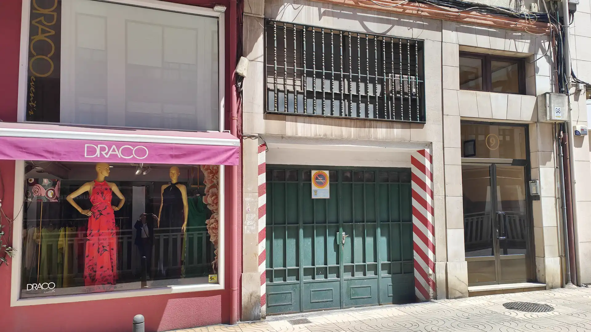 Locale commerciale in vendita a Calle Joaquín Cayón