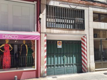 Gewerbefläche zum Verkauf in Calle Joaquín Cayón