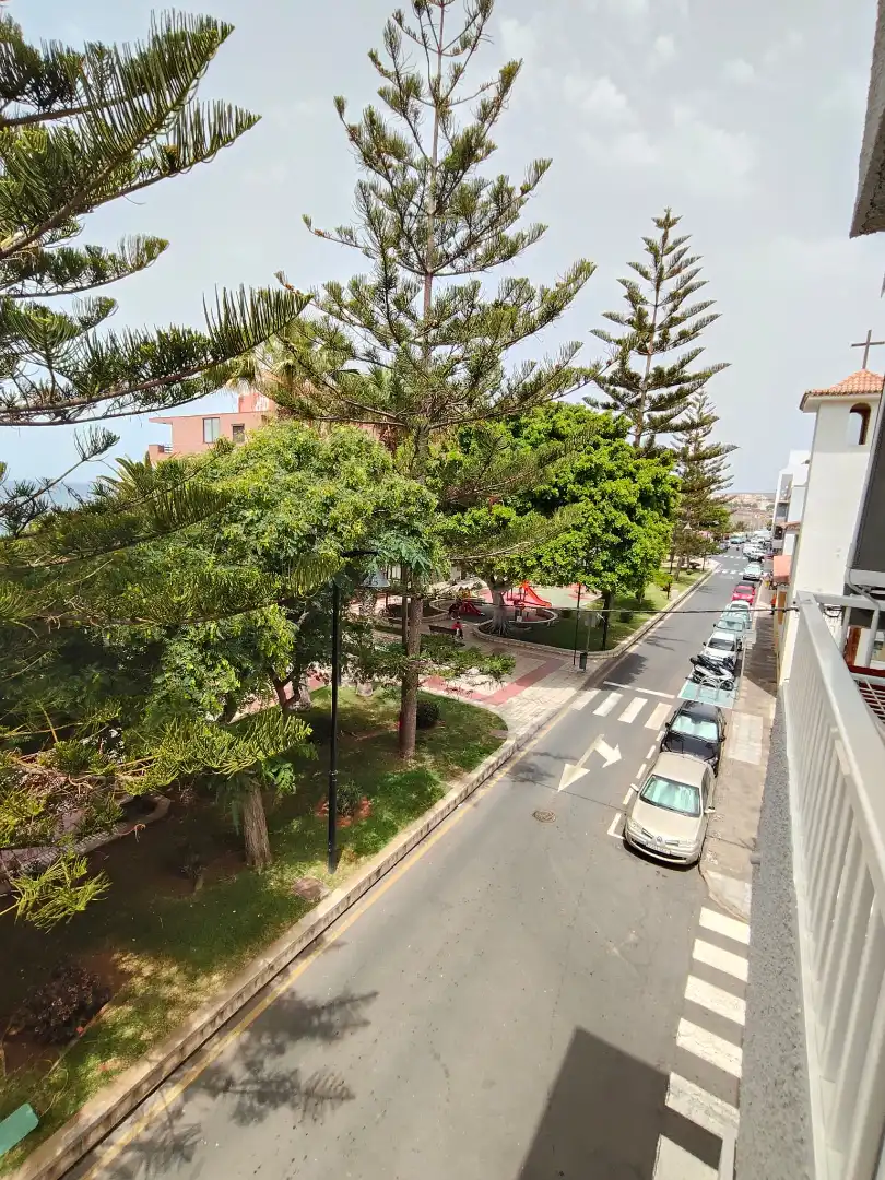 Vista exterior de Apartament en venda en Arona amb Moblat, Rentadora i Balcó