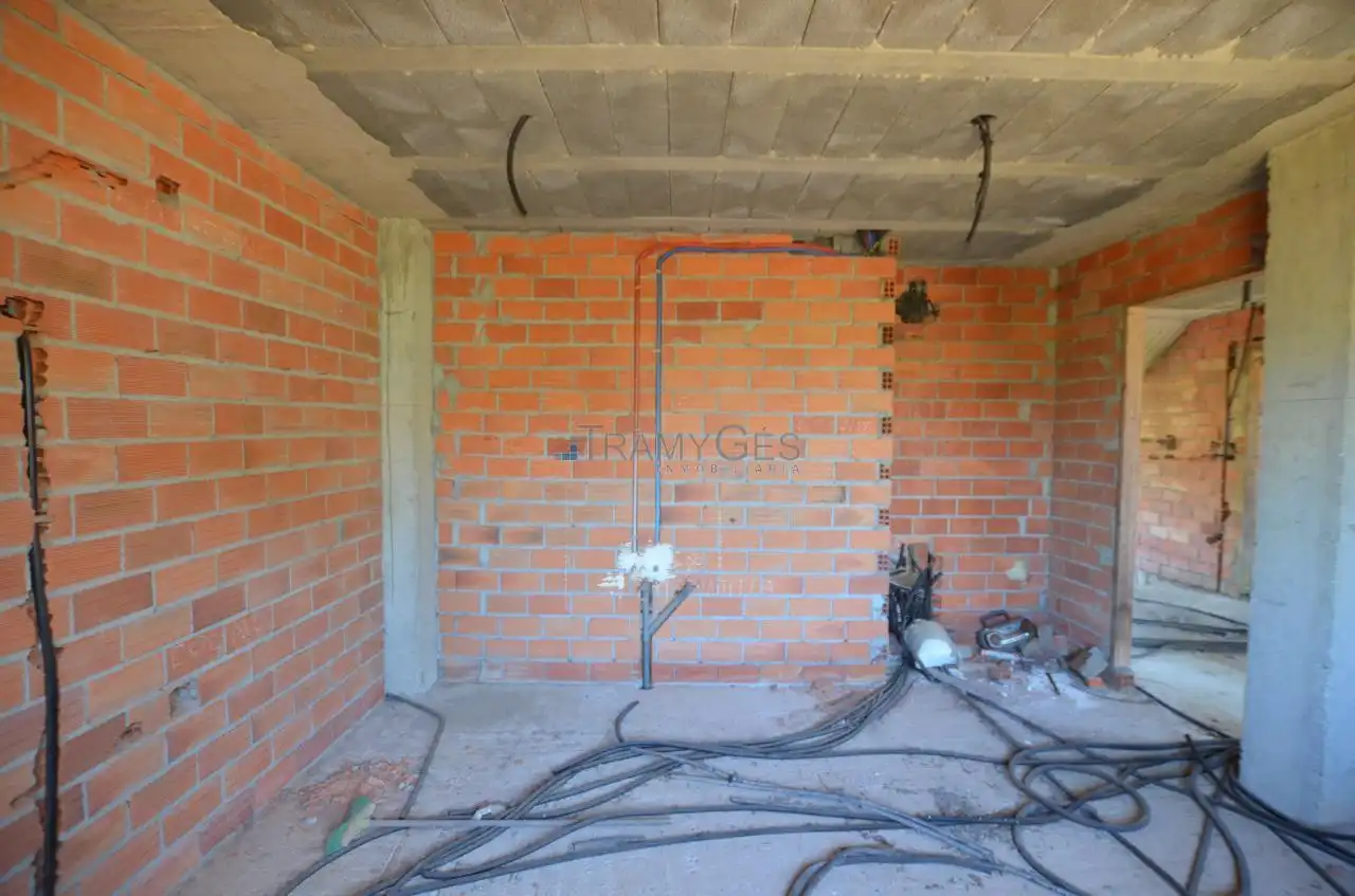 Casa o xalet en venda en Redondela amb Jardí privat, Terrassa i Traster