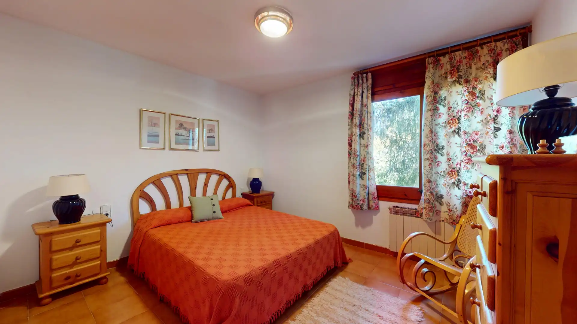 Dormitori de Casa o xalet en venda en Prades amb Calefacció, Jardí privat i Terrassa