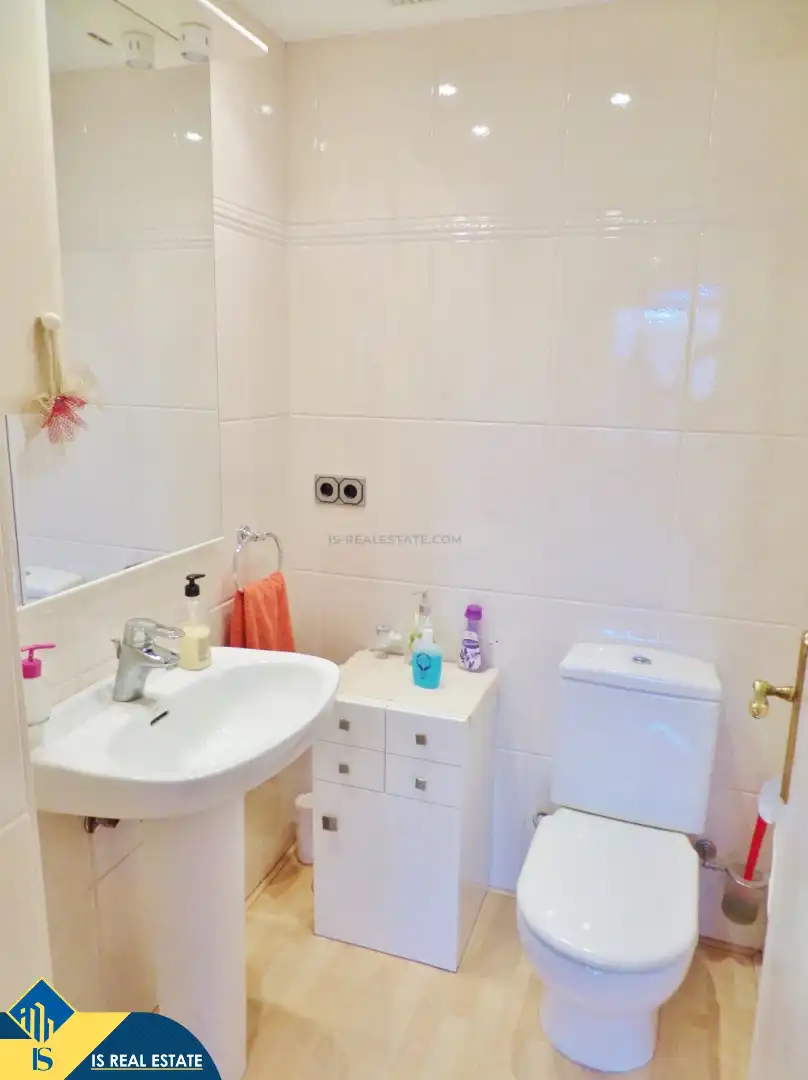 Bathroom of Houses for sale in Alicante / Alacant  with Terrace, Swimming Pool and Furnished