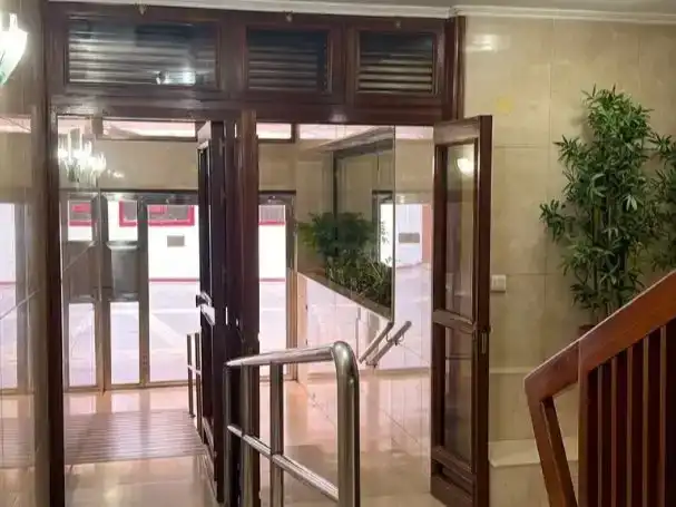 Piso para compartir en Almería con Aire acondicionado, Trastero y Amueblado