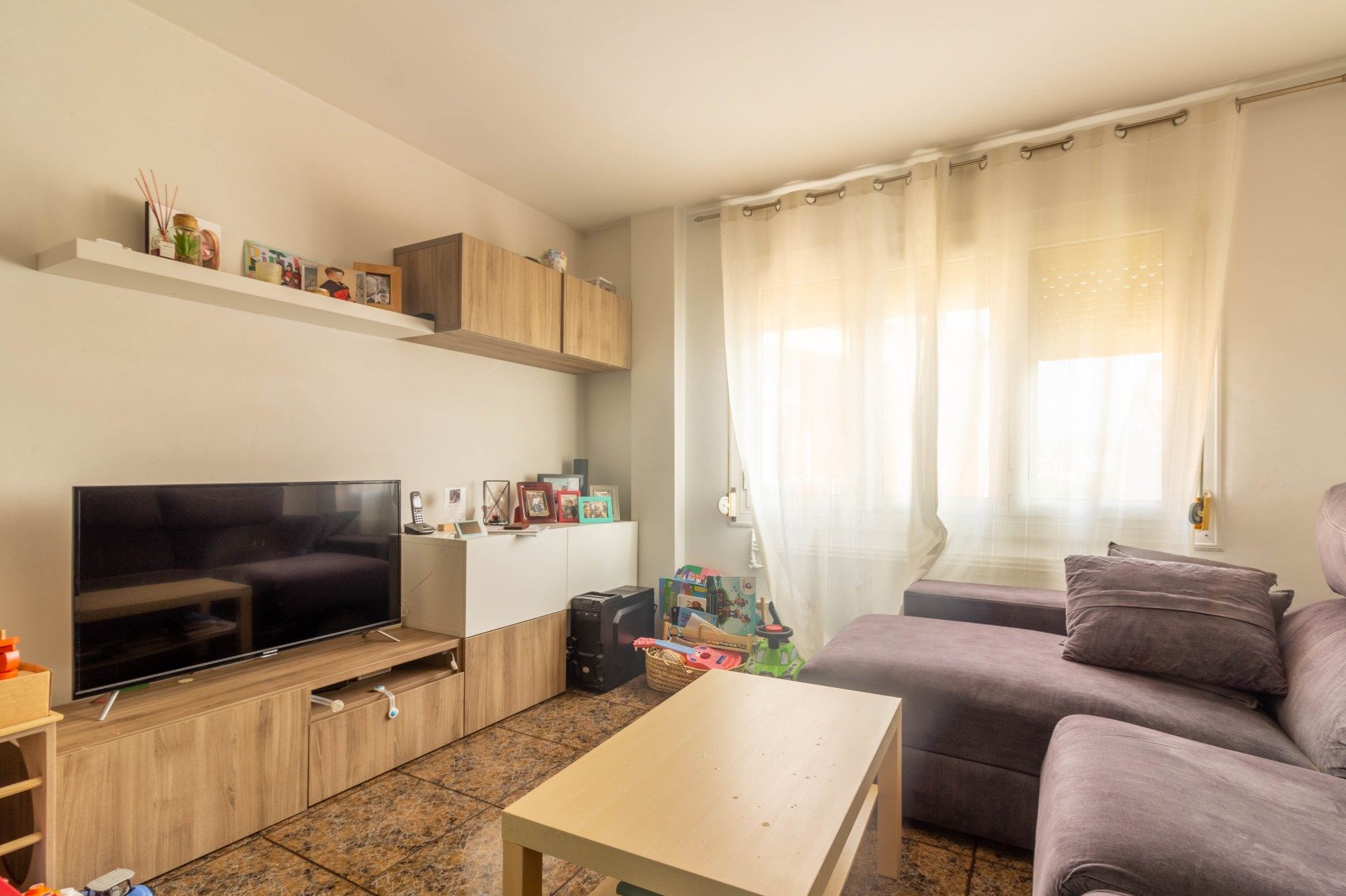 Living room of Attic for sale in Salt  with Heating, Terrace and Furnished